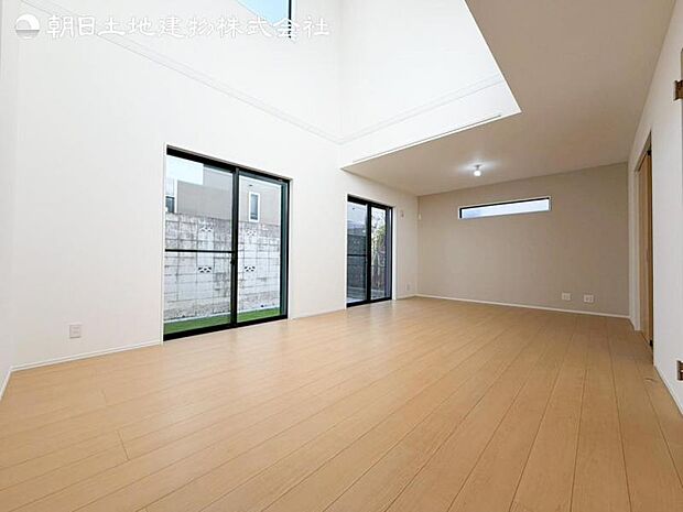 すぐの見学や資料請求などお気軽にお問い合わせお待ちしております