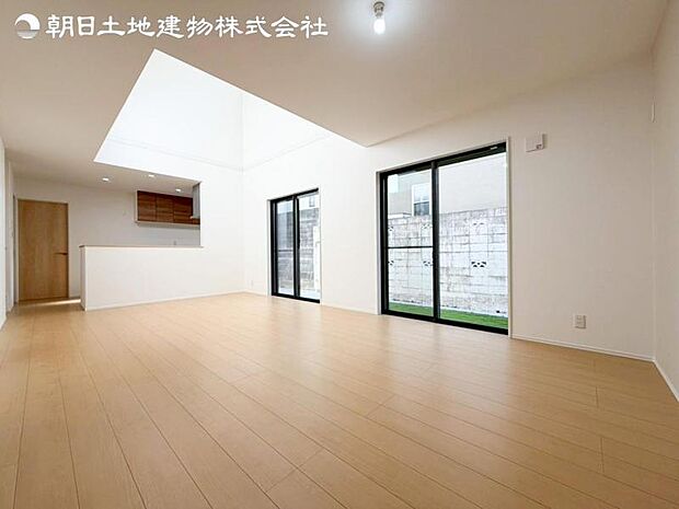 すぐの見学や資料請求などお気軽にお問い合わせお待ちしております