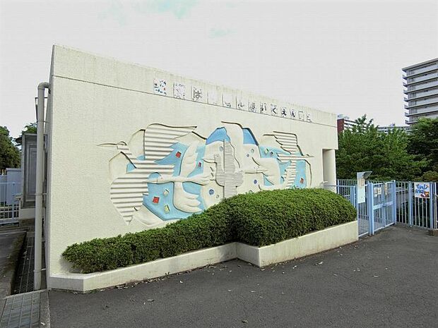 白山保育園まで約684ｍ