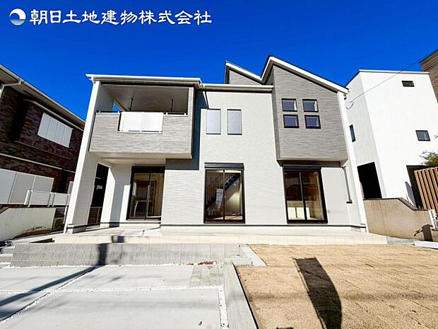 すぐの見学や資料請求などお気軽にお問い合わせおまちしております