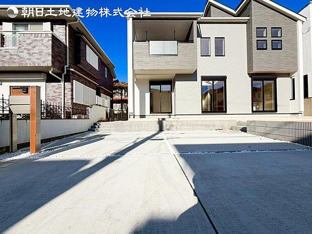 すぐの見学や資料請求などお気軽にお問い合わせおまちしております