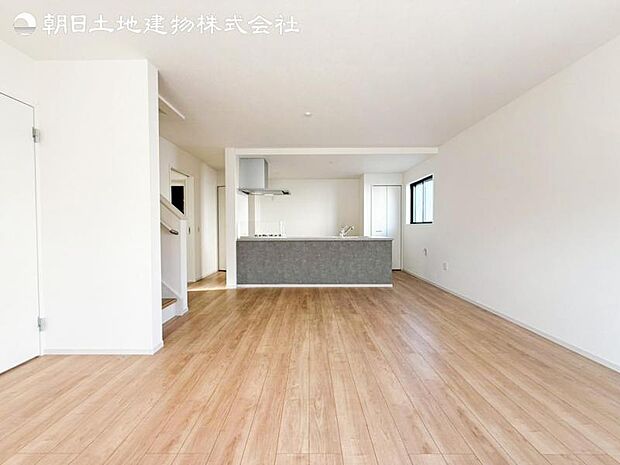 すぐの見学や資料請求など、お気軽にお問い合わせください