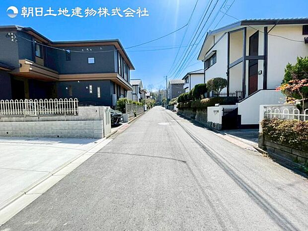 すぐの見学や資料請求などお気軽にお問い合わせお待ちしております