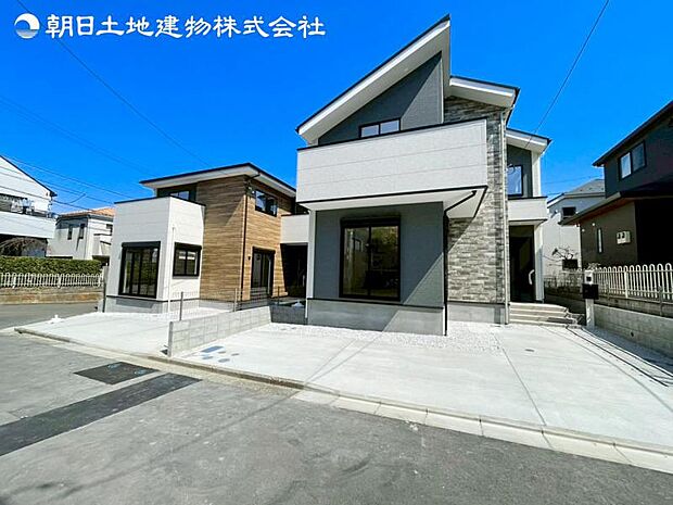 すぐの見学や資料請求などお気軽にお問い合わせお待ちしております