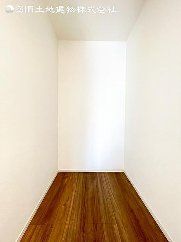 すぐの見学や資料請求などお気軽にお問い合わせおまちしております