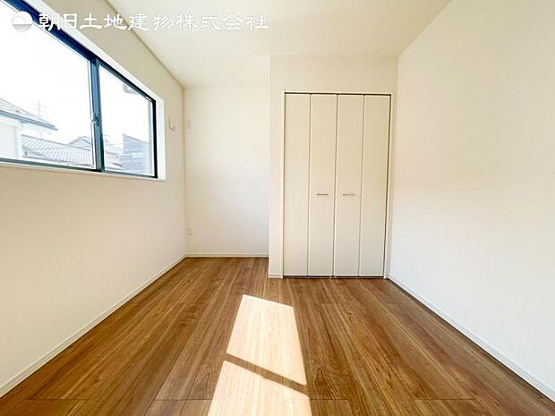 すぐの見学や資料請求などお気軽にお問い合わせおまちしております