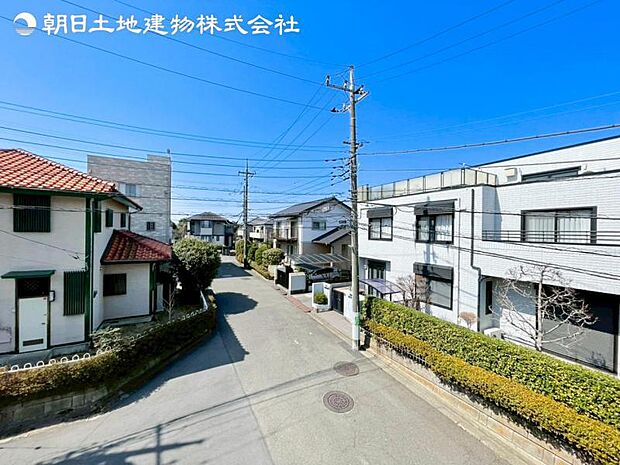 すぐの見学や資料請求などお気軽にお問い合わせおまちしております