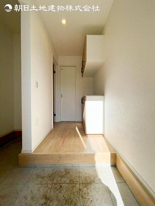 すぐの見学や資料請求などお気軽にお問い合わせお待ちしております