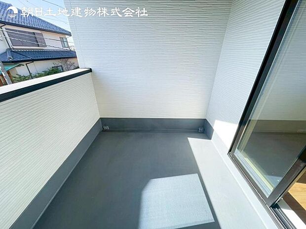 すぐの見学や資料請求などお気軽にお問い合わせお待ちしております