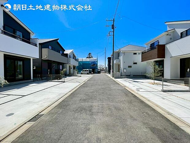 すぐの見学や資料請求など、お気軽にお問い合わせください