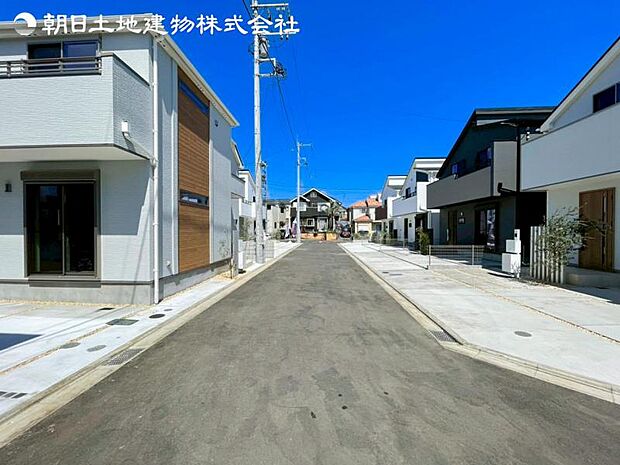 すぐの見学や資料請求など、お気軽にお問合せお待ちしております。