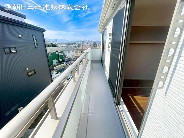 すぐの見学や資料請求など、お気軽にお問合せお待ちしております。