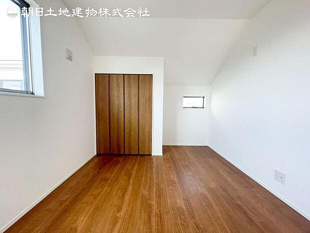 すぐの見学や資料請求など、お気軽にお問合せお待ちしております。