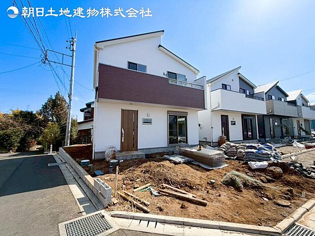 すぐの見学や資料請求など、お気軽にお問い合わせください