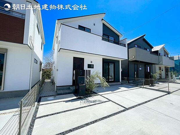 すぐの見学や資料請求など、お気軽にお問い合わせください