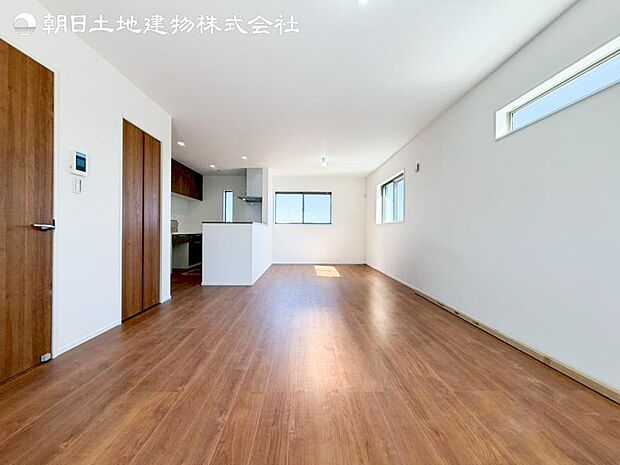 すぐの見学や資料請求などお気軽にお問い合わせお待ちしております