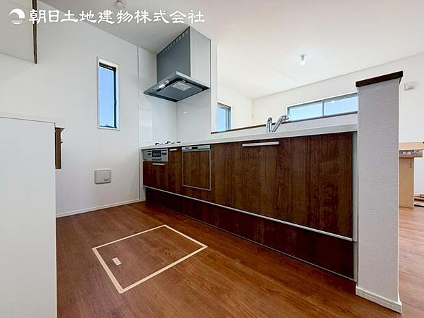 すぐの見学や資料請求などお気軽にお問い合わせお待ちしております