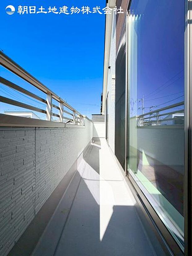 すぐの見学や資料請求などお気軽にお問い合わせお待ちしております