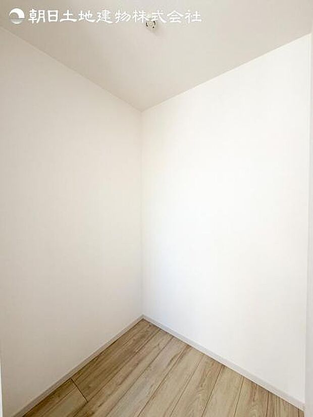 すぐの見学や資料請求などお気軽にお問い合わせお待ちしております