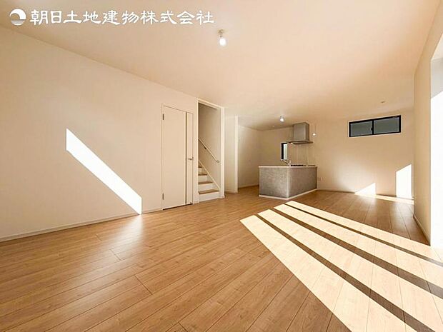 すぐの見学や資料請求などお気軽にお問い合わせお待ちしております