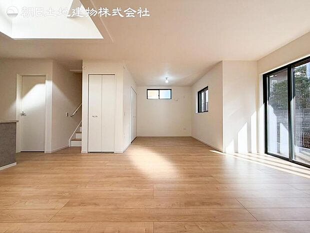 すぐの見学や資料請求など、お気軽にお問い合わせください