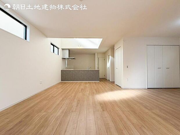 すぐの見学や資料請求など、お気軽にお問い合わせください