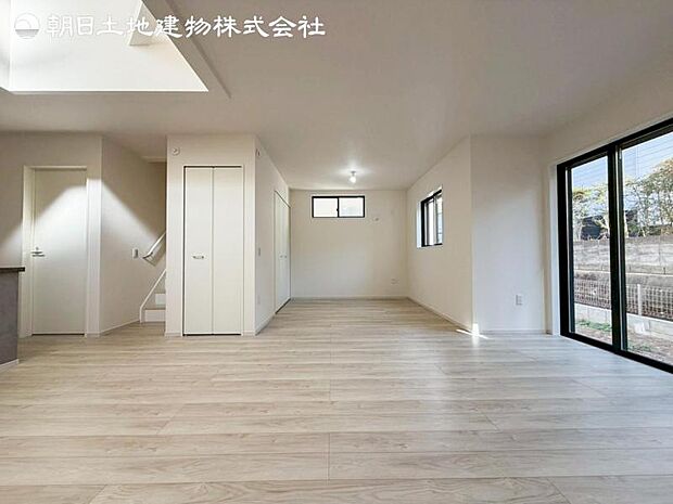 すぐの見学や資料請求など、お気軽にお問い合わせください