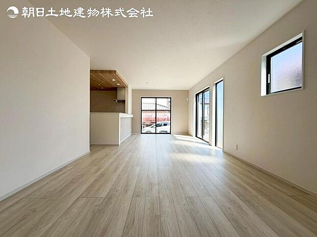 すぐのご見学や資料請求など、お気軽にお問い合わせください