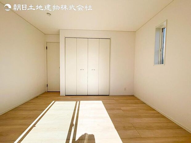 すぐの見学や資料請求などお気軽にお問い合わせお待ちしております