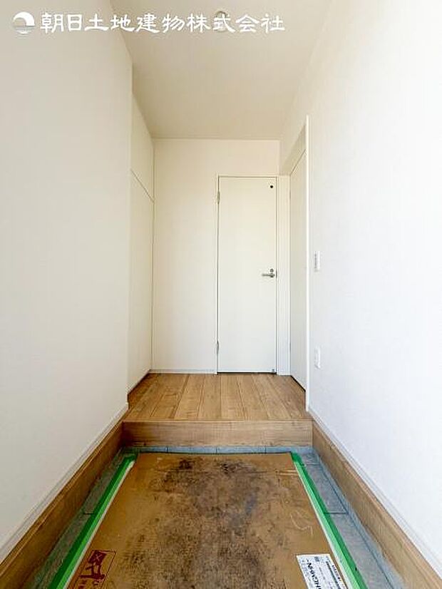 すぐのご見学や資料請求など、お気軽にお問い合せください