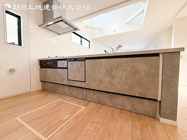 すぐのご見学や資料請求など、お気軽にお問い合せください