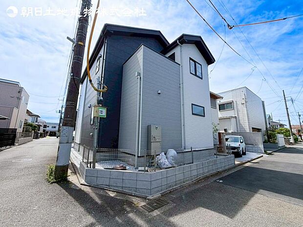 すぐの見学や資料請求など、お気軽にお問い合わせください