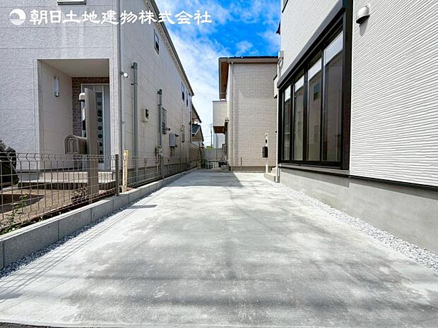 すぐの見学や資料請求など、お気軽にお問い合わせください