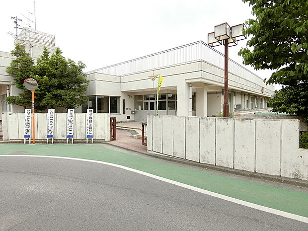 中原小学校まで約618m