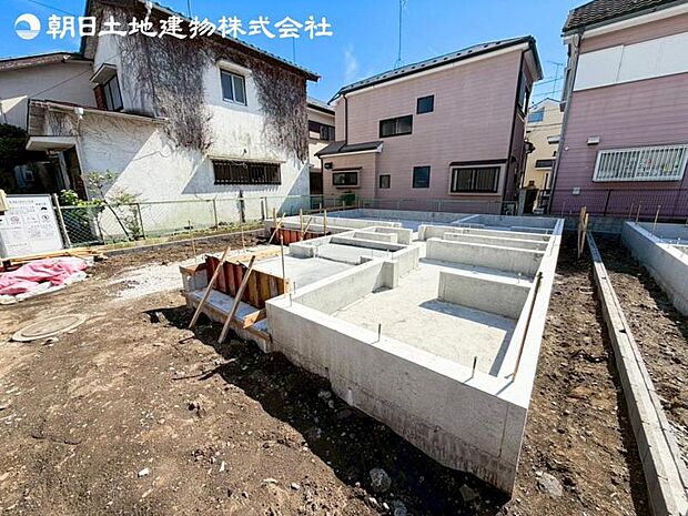 すぐの見学や資料請求など、お気軽にお問い合わせください