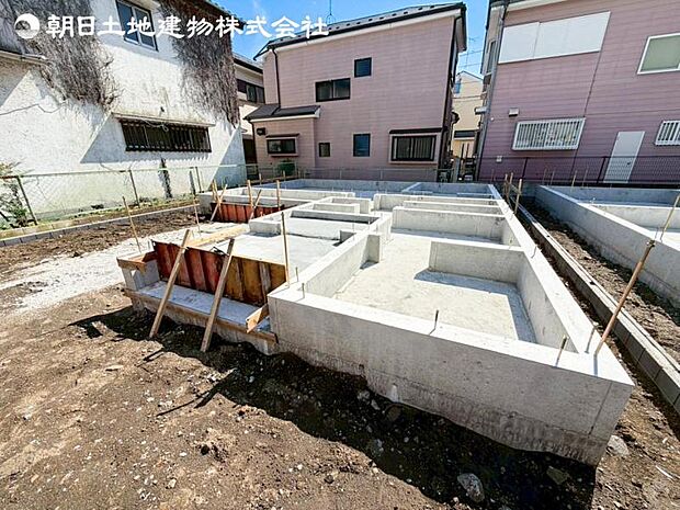すぐの見学や資料請求など、お気軽にお問い合わせください
