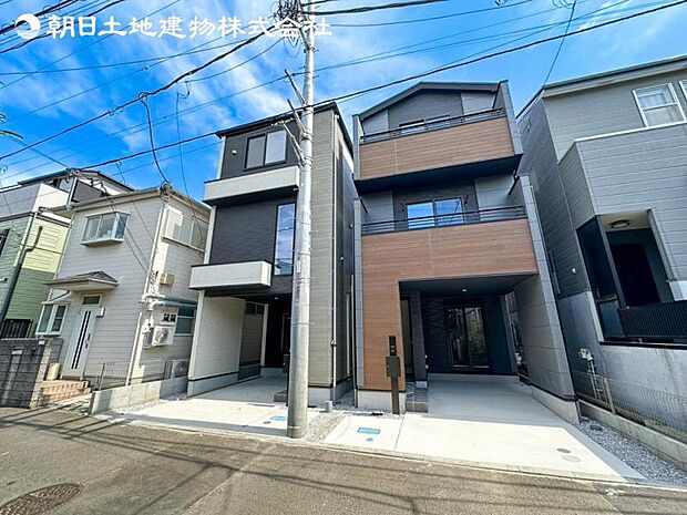 すぐのご見学や資料請求など、お気軽にお問い合せください