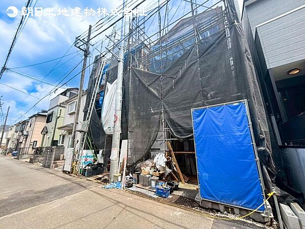 すぐのご見学や資料請求など、お気軽にお問い合せください