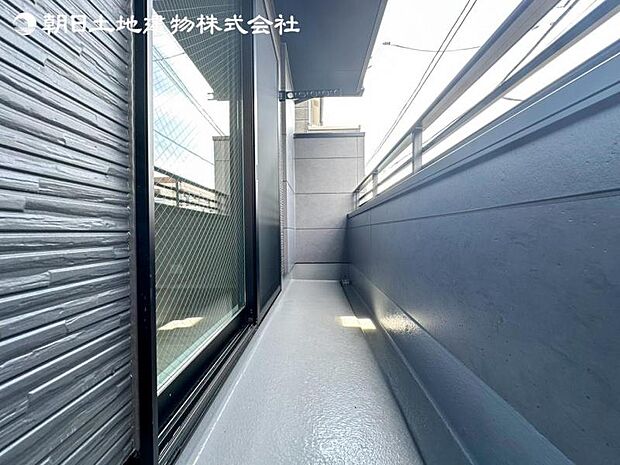 すぐのご見学や資料請求など、お気軽にお問い合せください