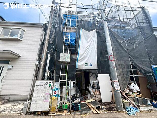 すぐのご見学や資料請求など、お気軽にお問い合せください
