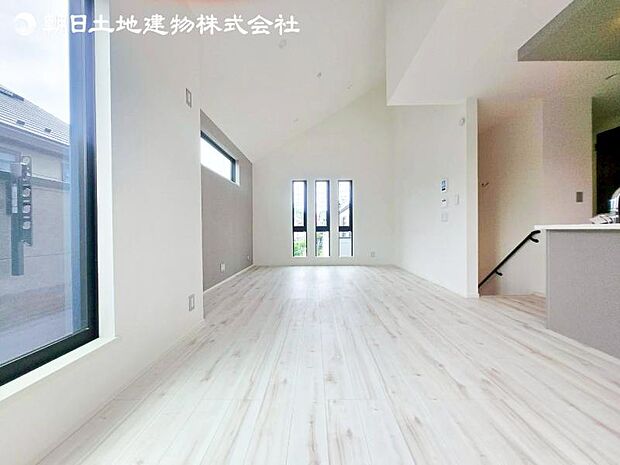 すぐのご見学や資料請求など、お気軽にお問い合わせください。
