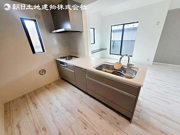 すぐのご見学や資料請求など、お気軽にお問い合わせください。