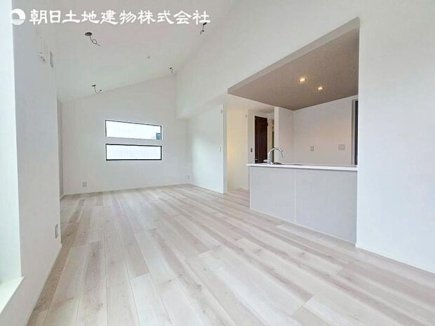 すぐの見学や資料請求など、お気軽にお問い合わせください