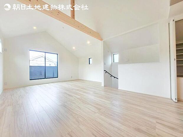 すぐのご見学や資料請求など、お気軽にお問い合わせください。