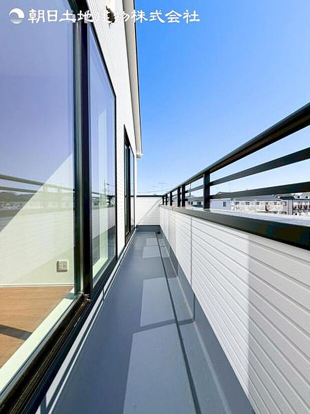 すぐのご見学や資料請求などお気軽にお問い合わせください