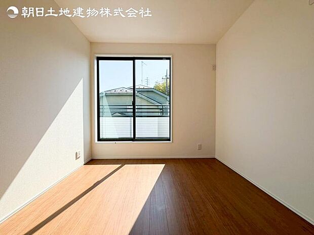 すぐのご見学や資料請求などお気軽にお問い合わせください