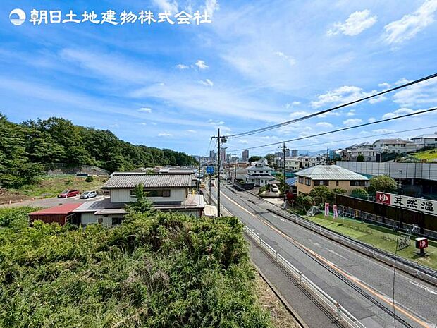 すぐのご見学や資料請求など、お気軽にお問い合わせください