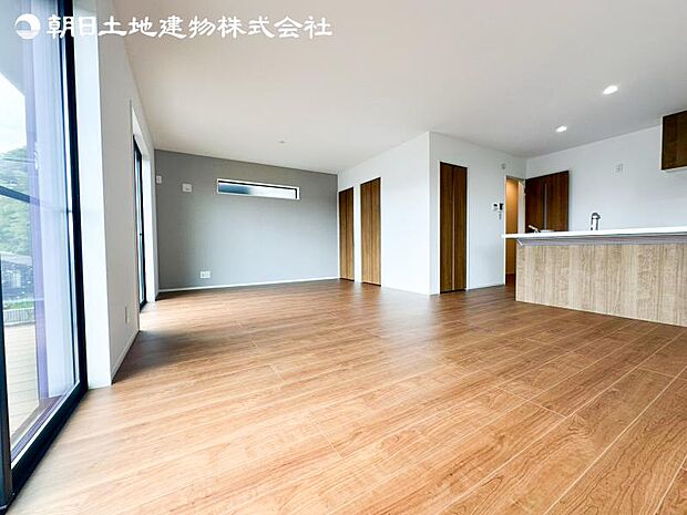 すぐの見学や資料請求など、お気軽にお問い合わせください