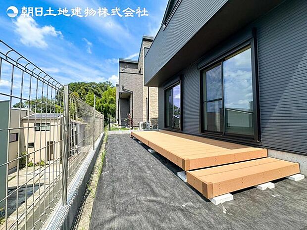すぐの見学や資料請求など、お気軽にお問い合わせください