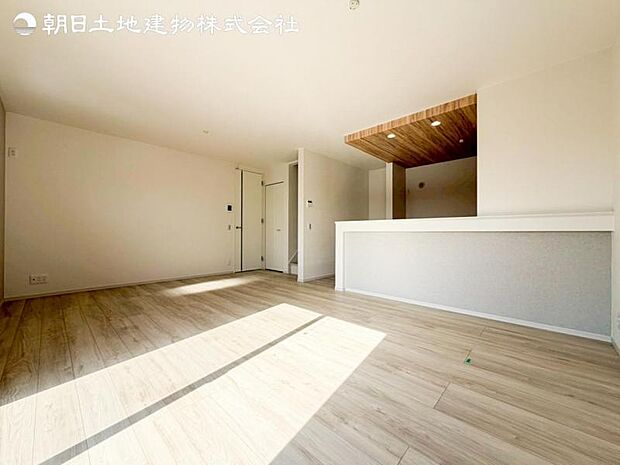 すぐのご見学や資料請求など、お気軽にお問い合わせください